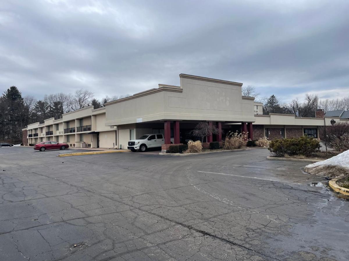 Pine Hotel — photo 19