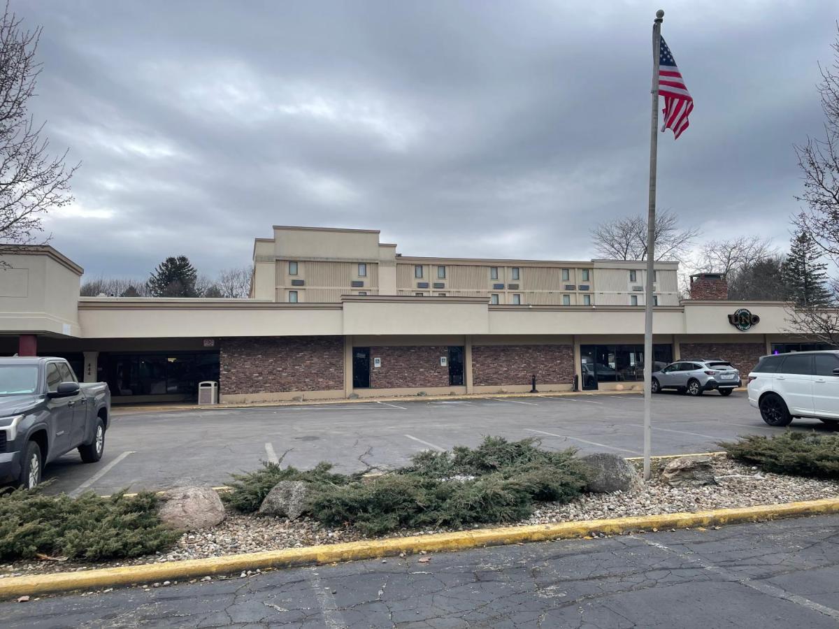 Pine Hotel — photo 20