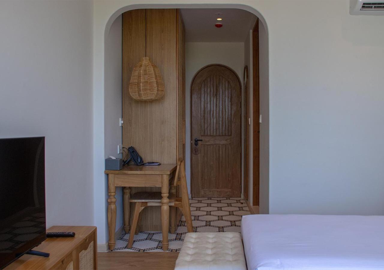 Stone Beach Club - 5