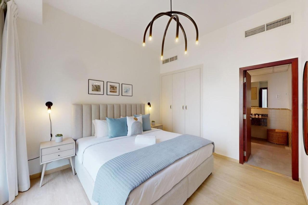 Vacationer Holiday Homes I Premium 1 Bed I Steps to JBR Beach & Nightlife I Bahar 6 Tower - 2