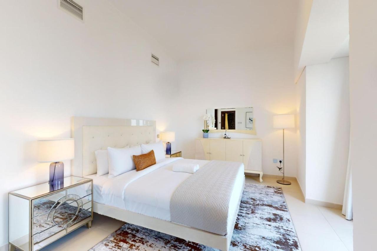 Vacationer Holiday Homes I Smart One Bedroom Loft I High Floor I Cayan Tower - 2