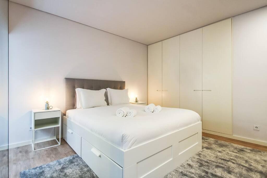 Amazing Liberdade Apt Ground Floor w AC Elevator - 4