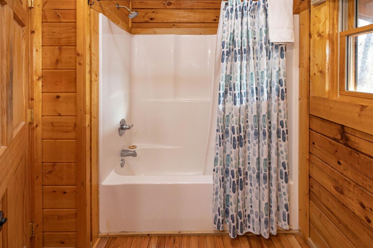 Hidden Mt. Resort Cabin Blueberry Hill — photo 22