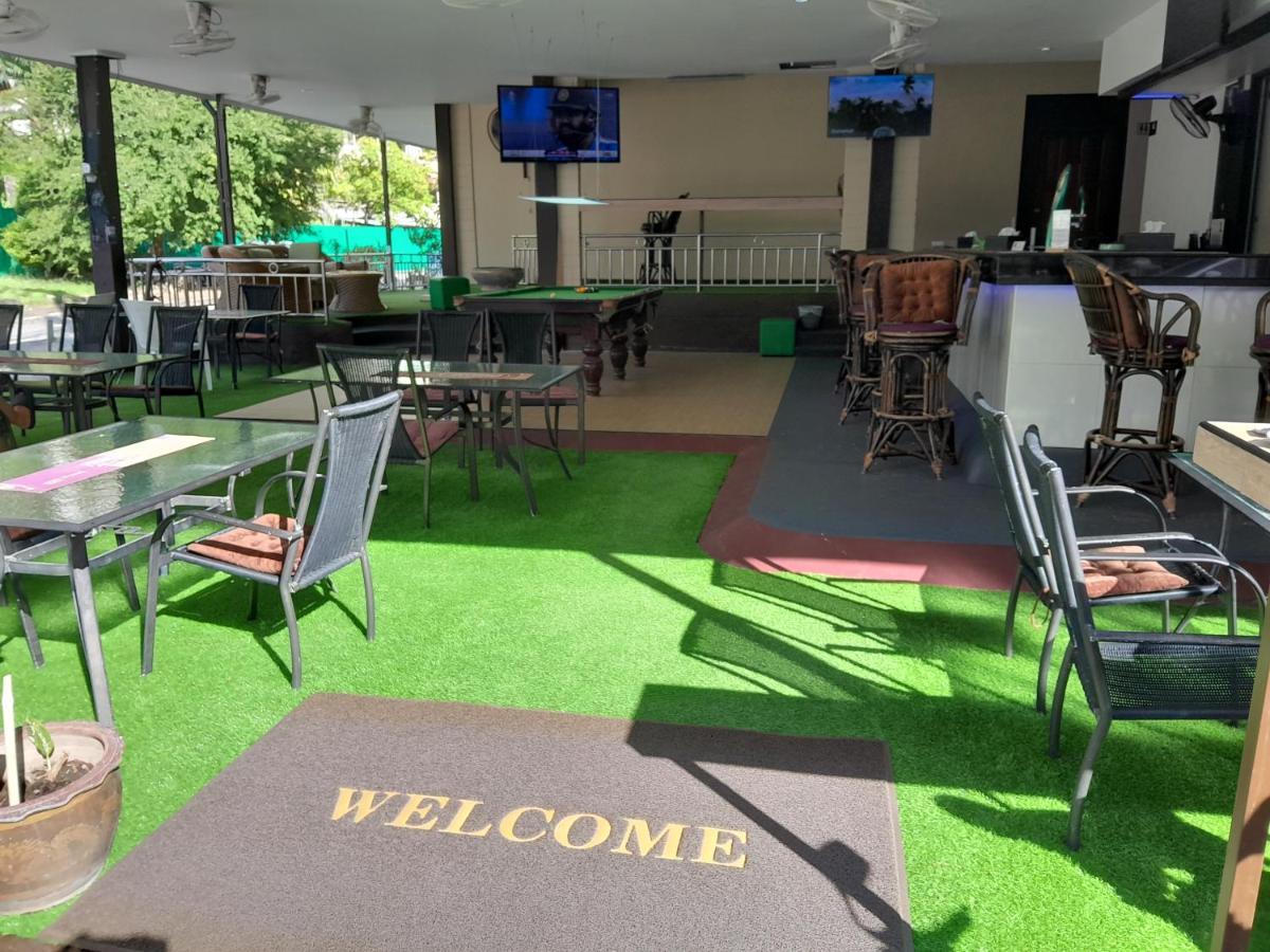 Oasis Hostel & Bar - 5