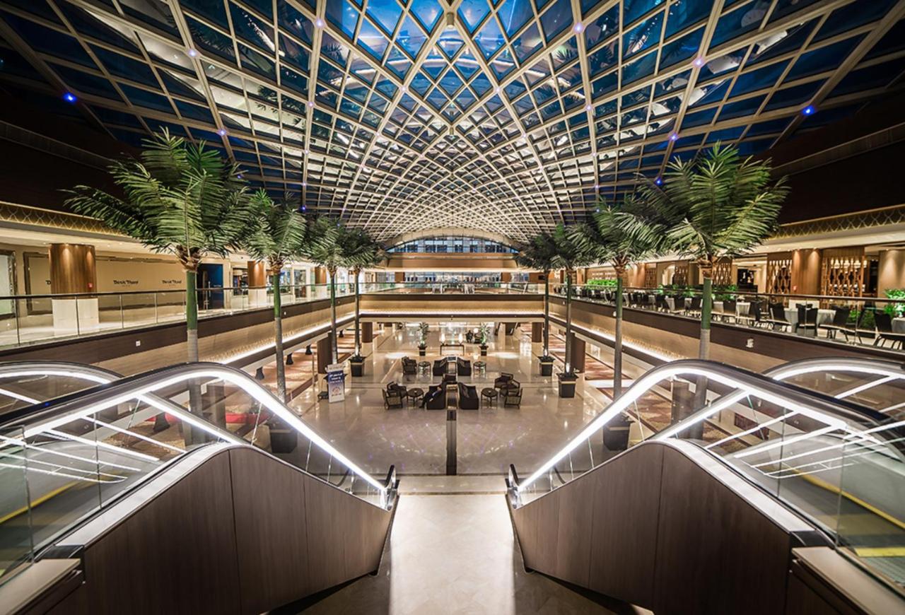 Dusit Thani Abu Dhabi - 4