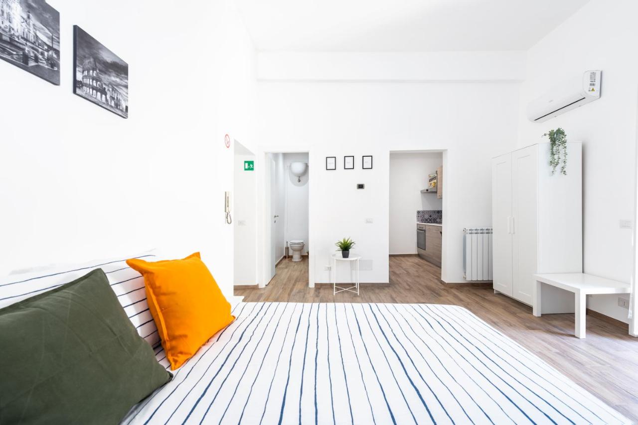 central comfortable studio apartment - 2