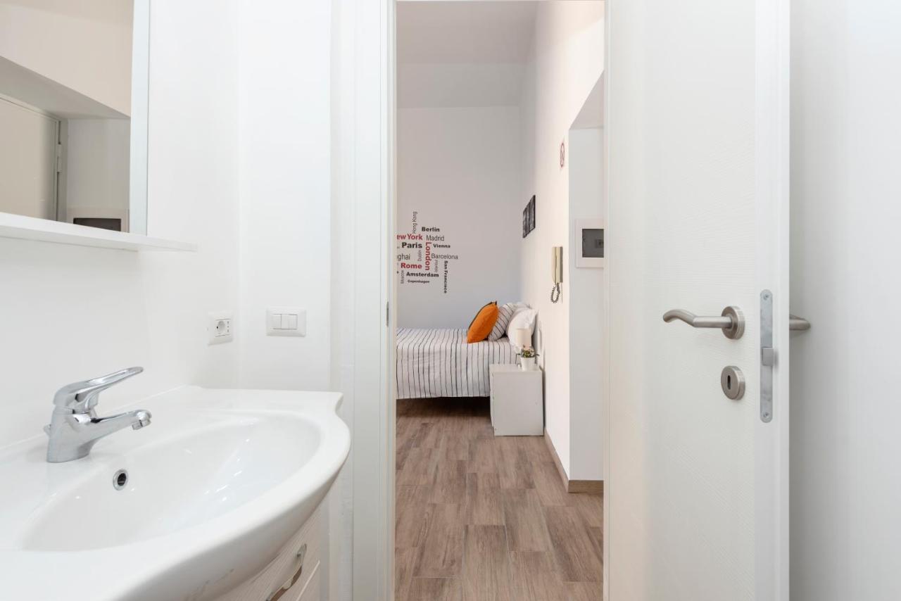 central comfortable studio apartment - 3
