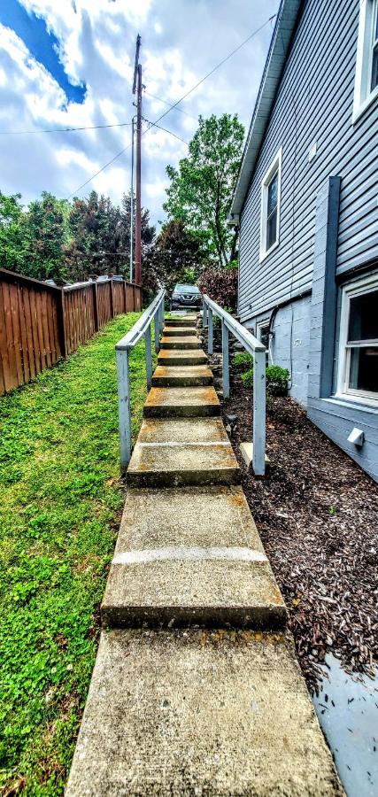 Cozy Nashville Duplex Unit B - 2