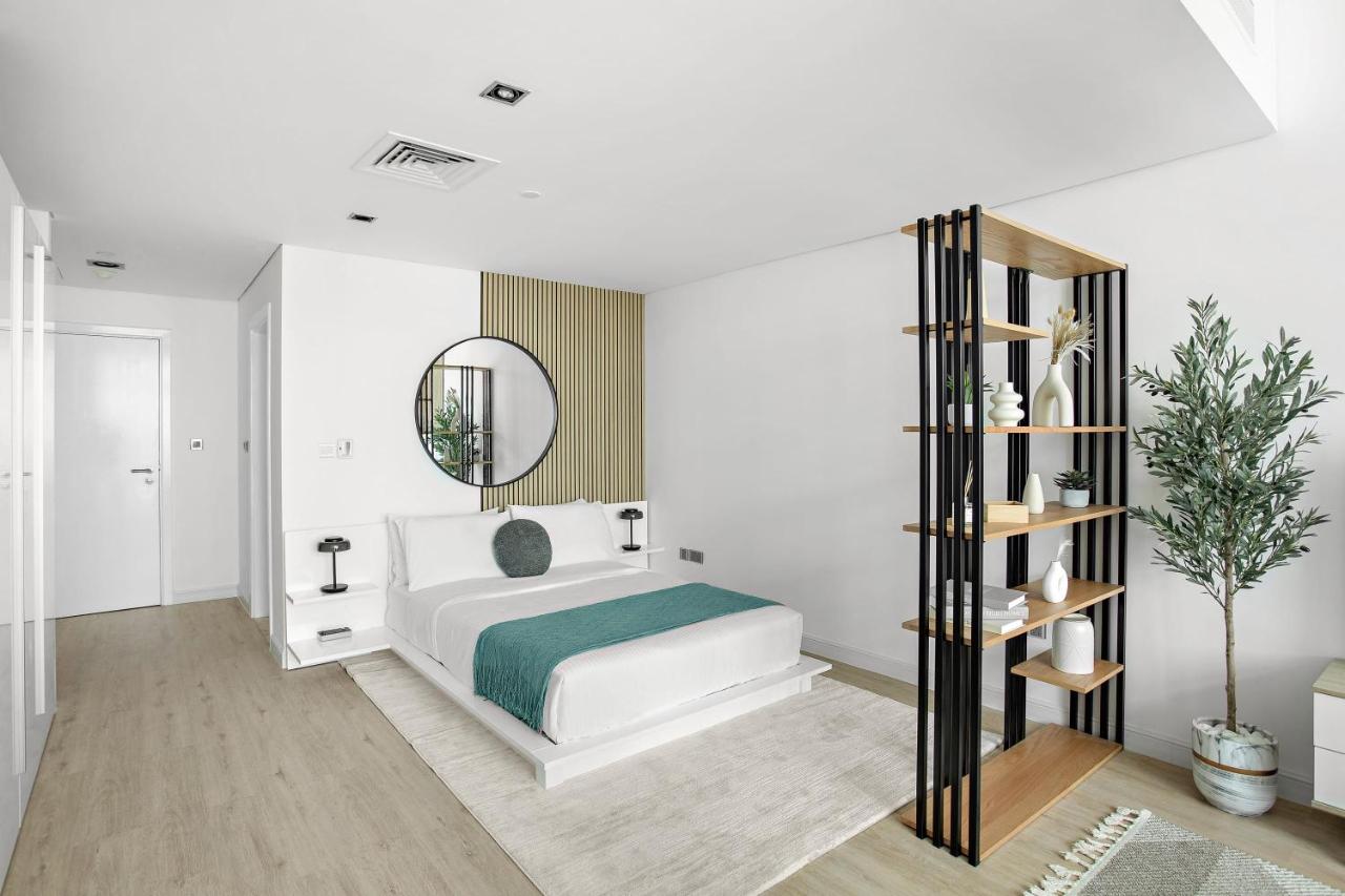 Silkhaus Vacation Homes Modern Studio in The Heart of DIFC - 3