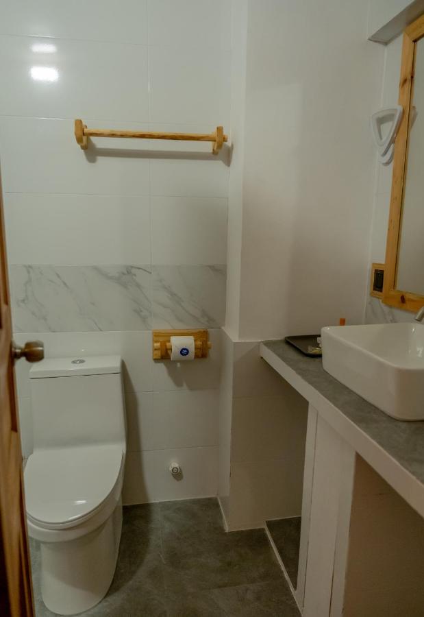 Manta Sea View Himandhoo - 3