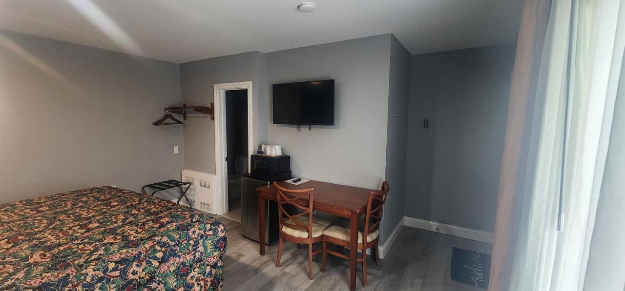 Budget Inn Horseheads, NY — photo 22