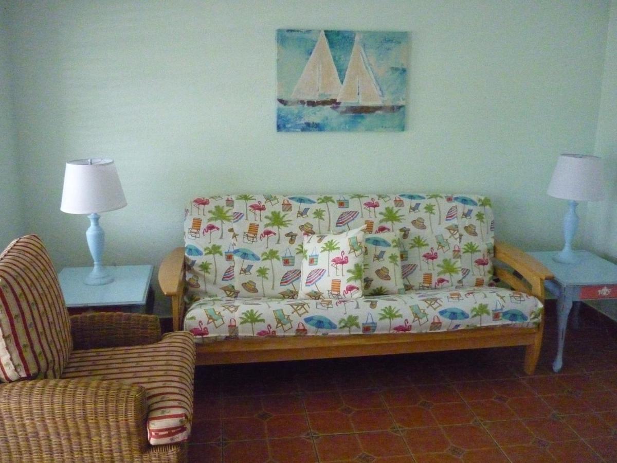 Palm Court Inn Motel — photo 16