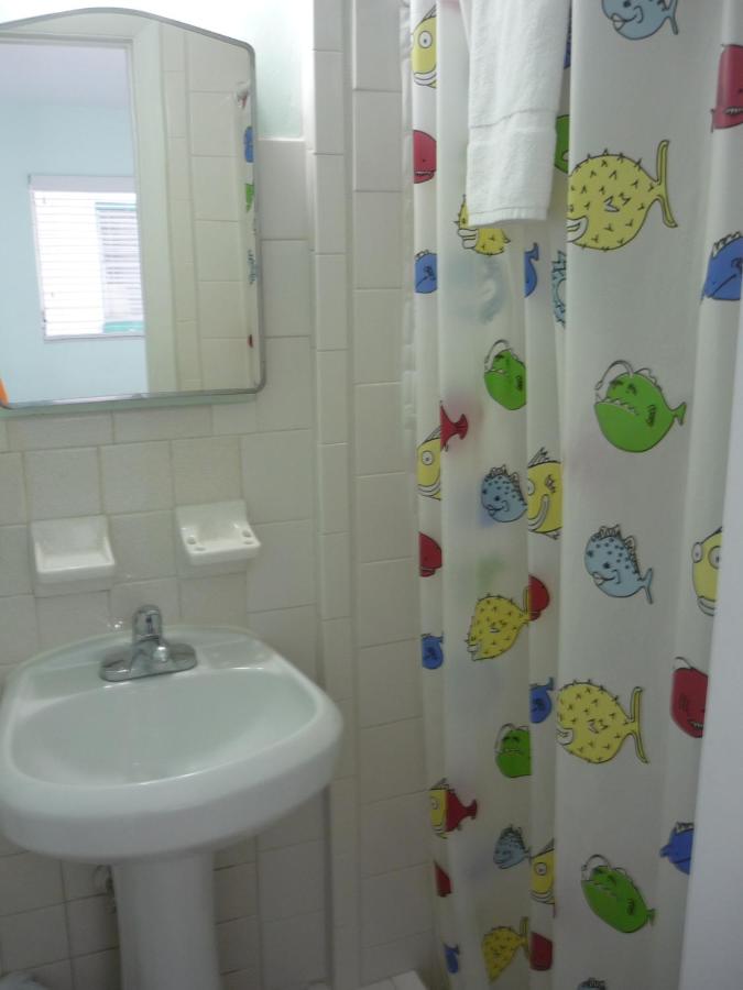 Palm Court Inn Motel — photo 19