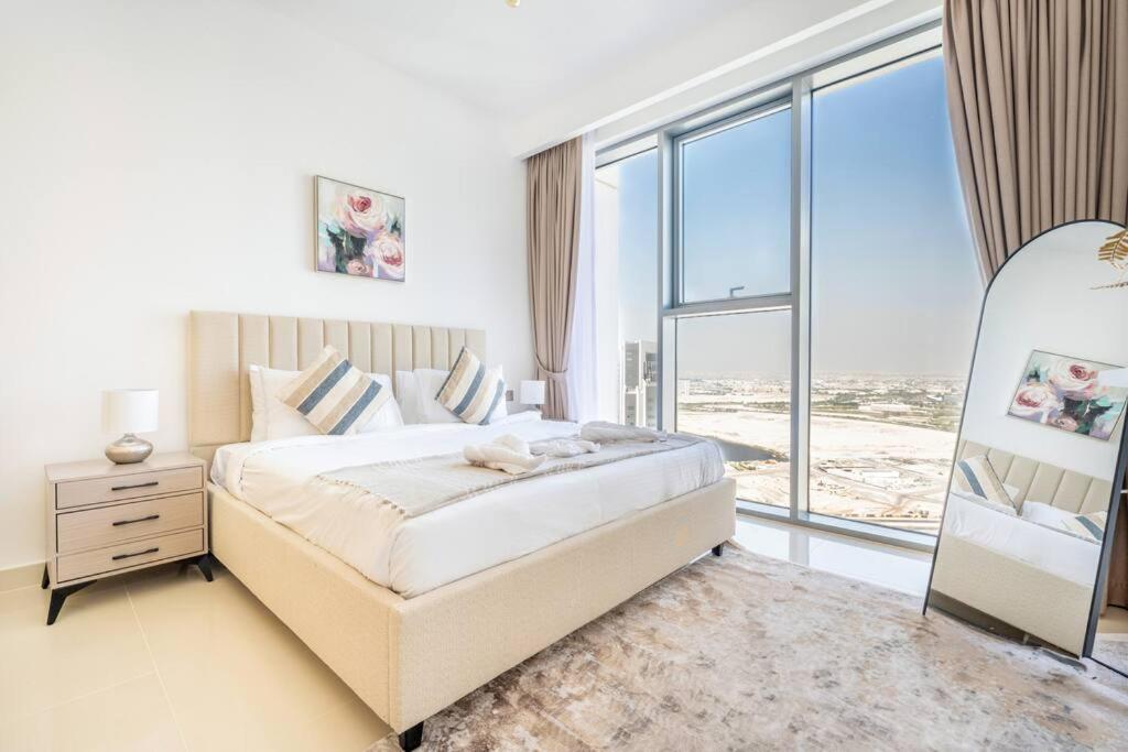 Luxury 1BR Retreat l 17 Icon Bay, Dubai Creek - 2