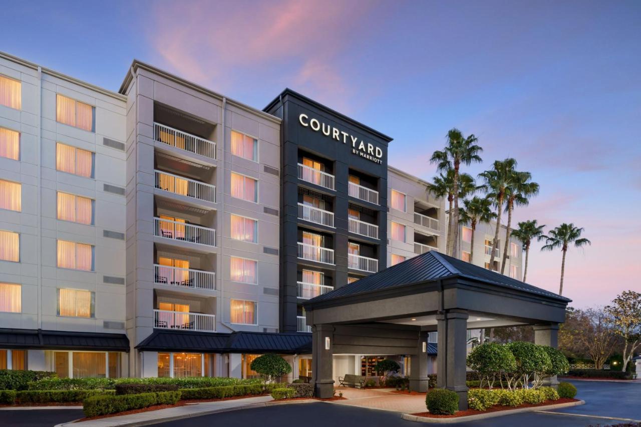 Image: Courtyard by Marriott Orlando Downtown