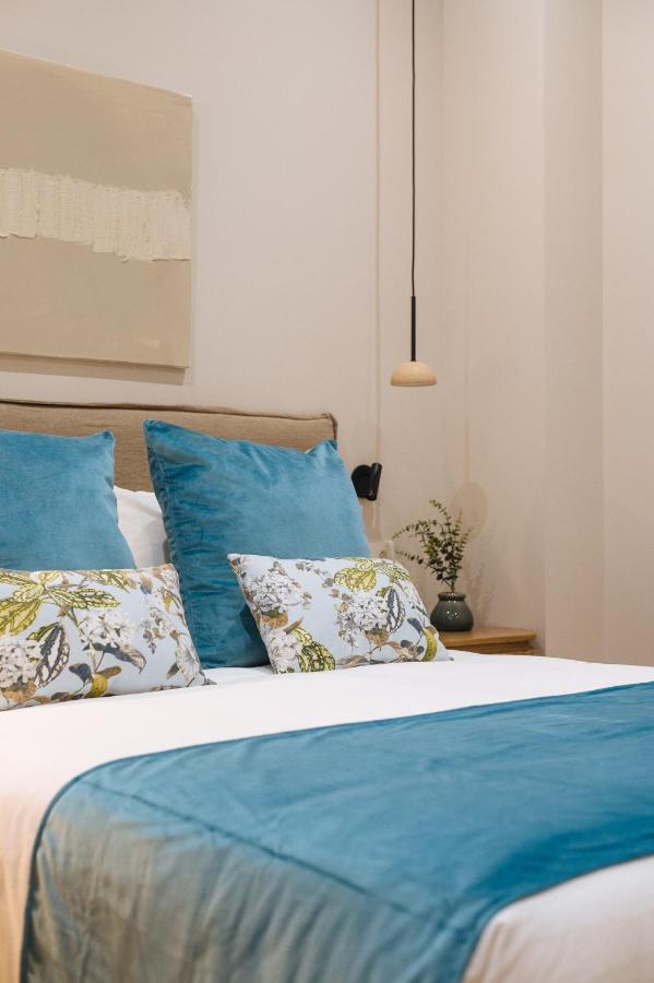 New Hostly Alameda Apartments