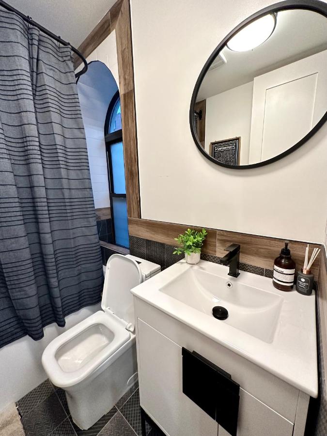 Ultimate NYC Experience 3 bedroom with Game - 3