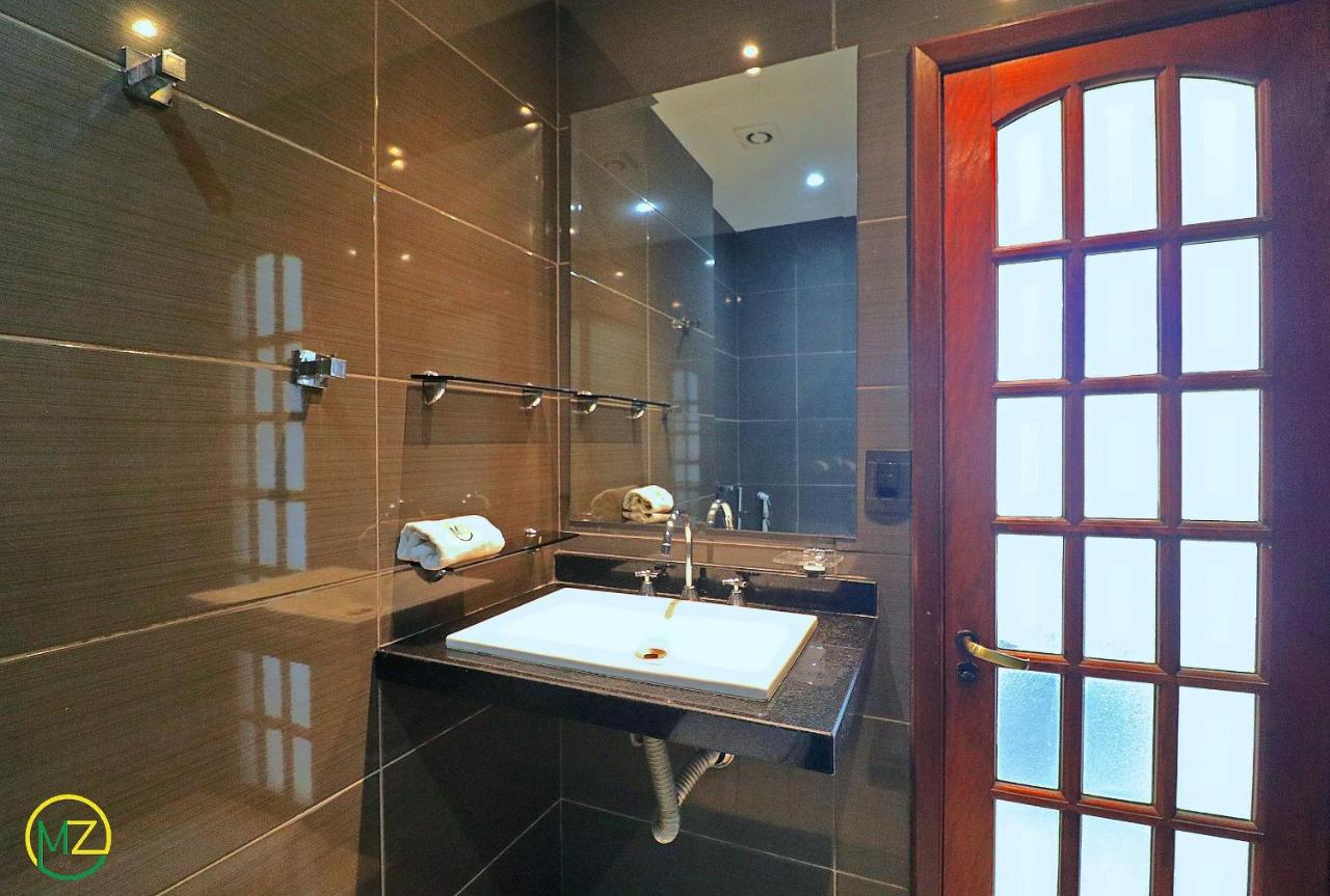 Amazing duplex penthouse with jacuzzi and sea view - 3