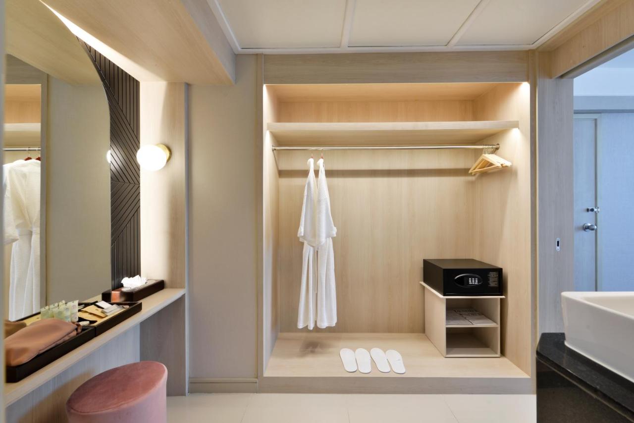 Twin Towers Hotel - 3