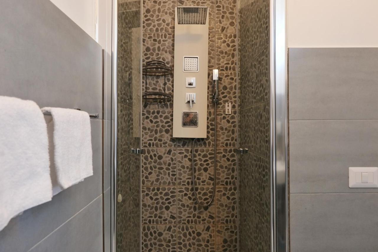Vatican Central Suites - 3
