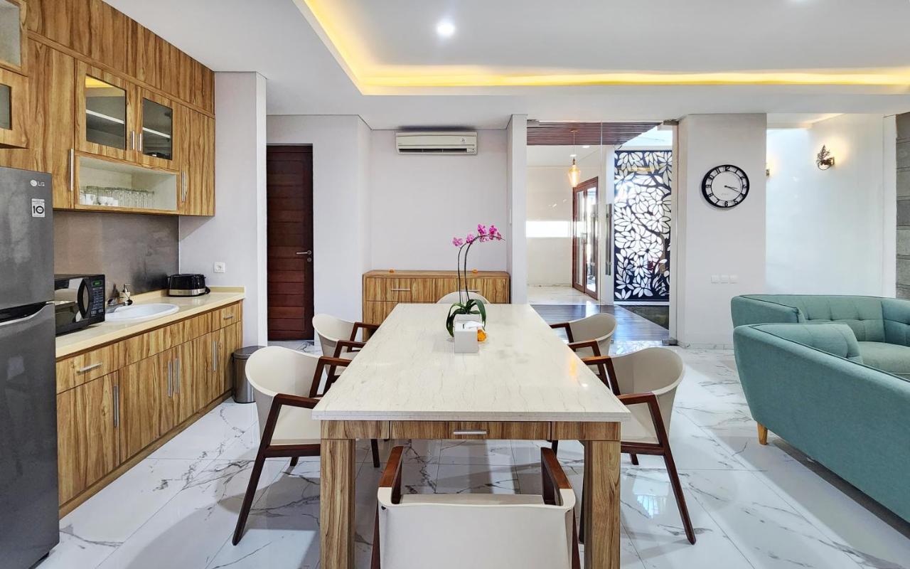 Villa Rumpi Seminyak by Nagisa Bali - 3