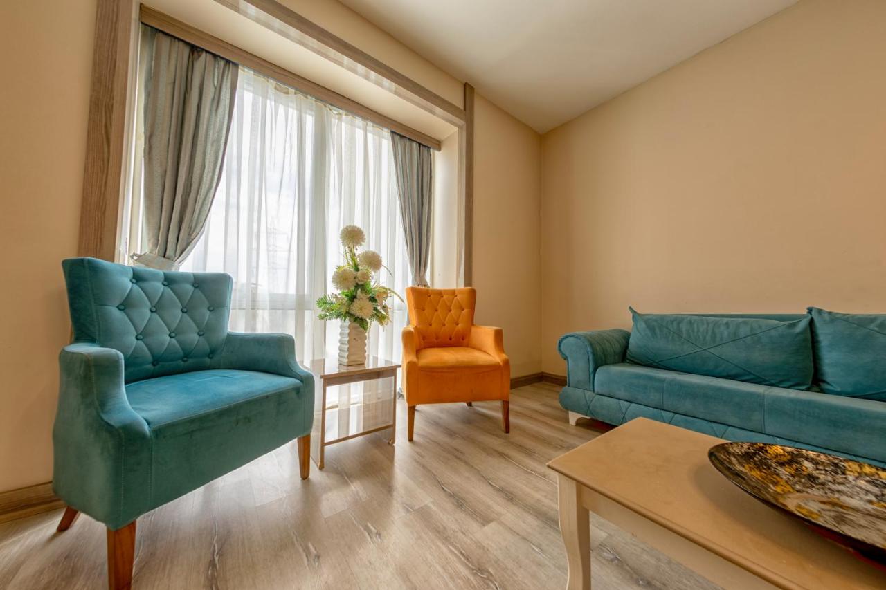 Şehir Manzaralı Süit