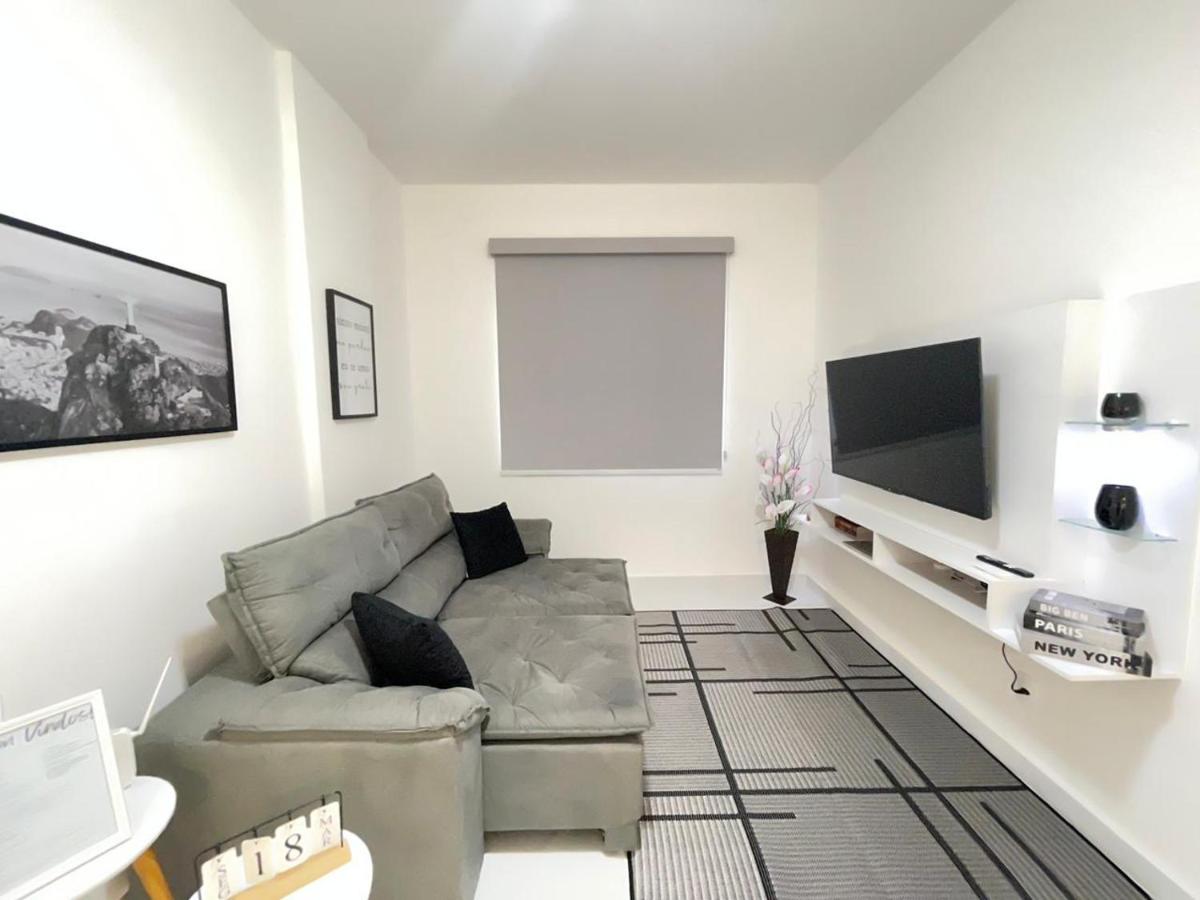 Copacabana Beach House - 4