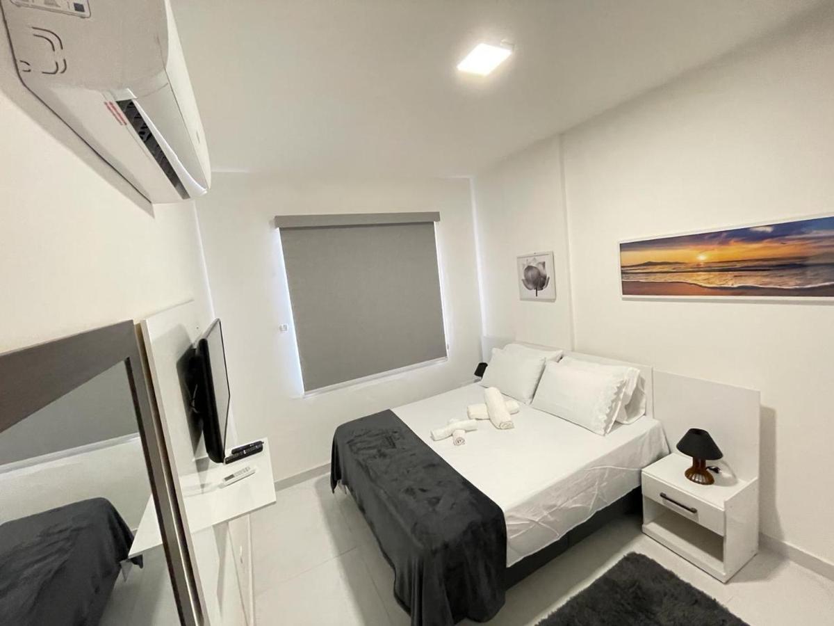 Copacabana Beach House - 2