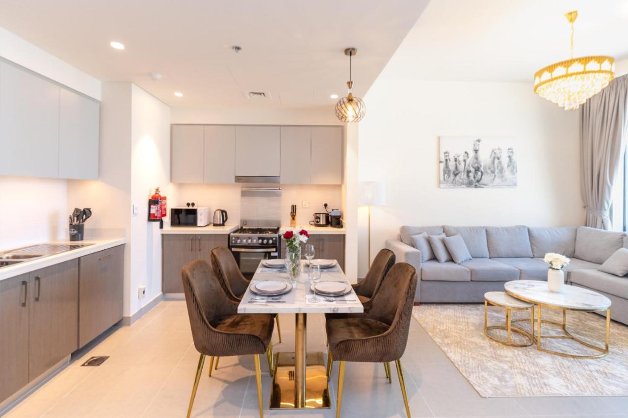 Charming Apartment in Downtown Just Steps from Burj Khalifa & Dubai Mall by Bhavan Vacation Homes - 5