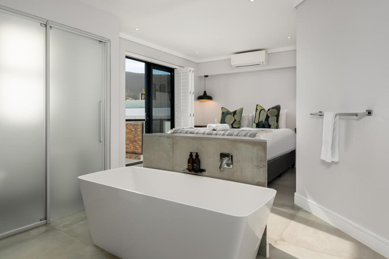 Queens View Unit 5 - 2