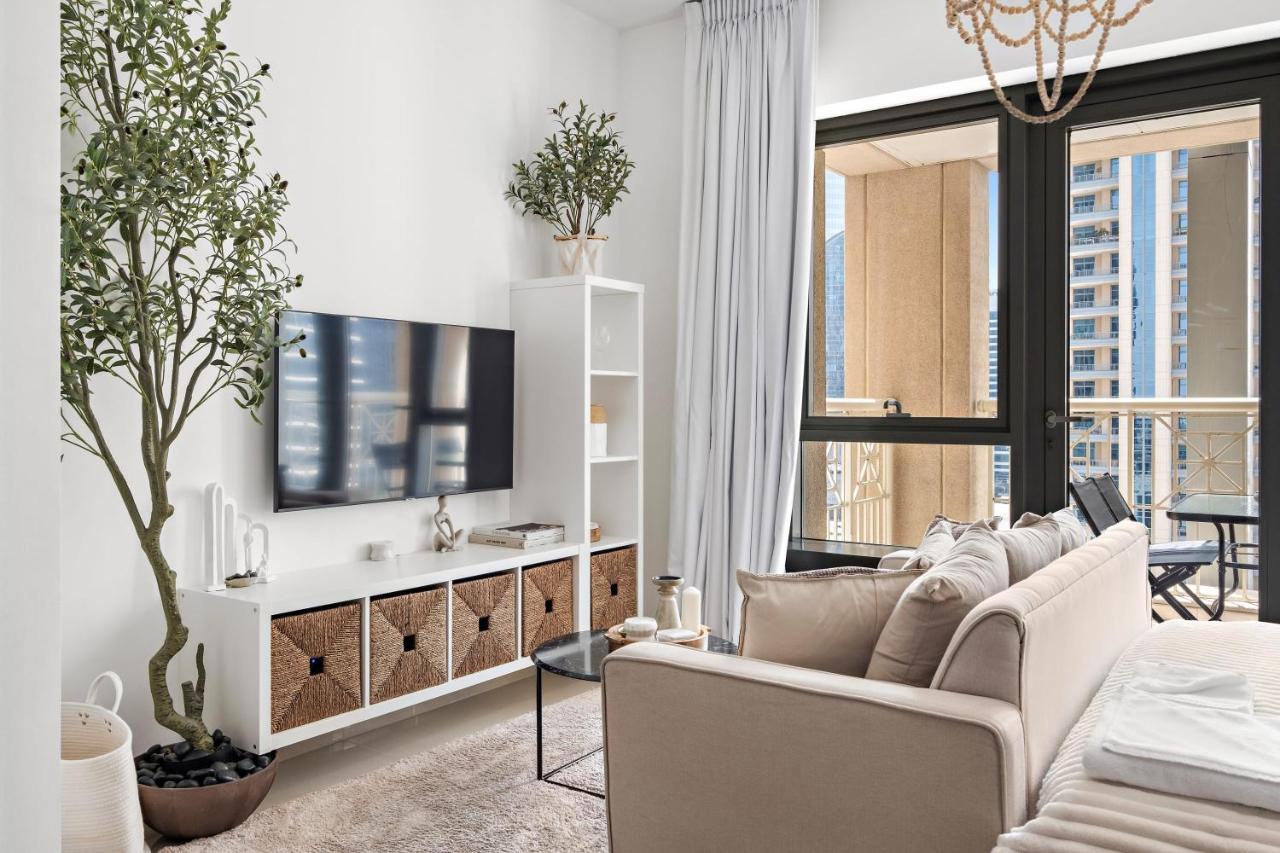 Silkhaus Vacation Homes Modern Studio Near Burj Khalifa - 4