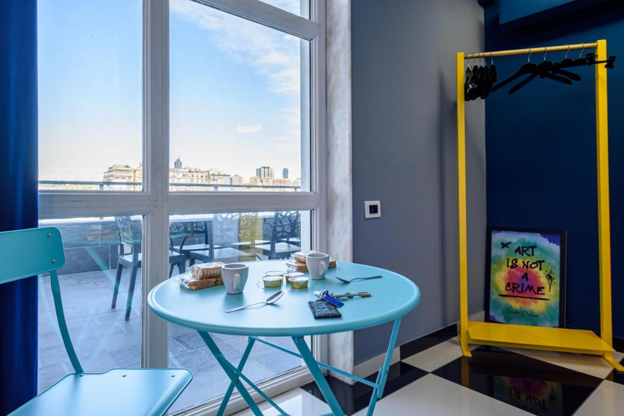 D'amelios Suite 2.0 - 5