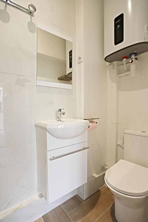 Beautiful Apartment 11st District - 3