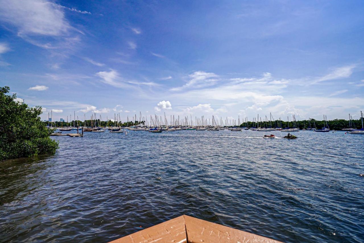 Coconut Grove 2 bedroom Apartment Amazing Views Includes Parking - 4