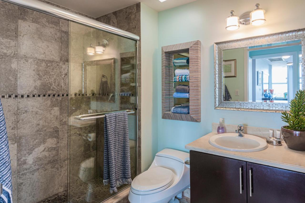 Luxury 2-story Penthouse located in Coconut Grove Hotel-includes Parking - 2