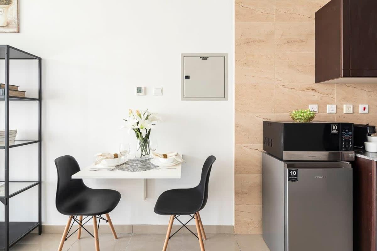 Frank Porter - Siraj Tower - 5