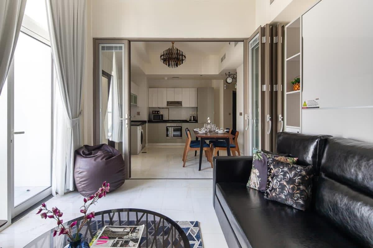 Frank Porter - Bayz Tower by Danube - 4