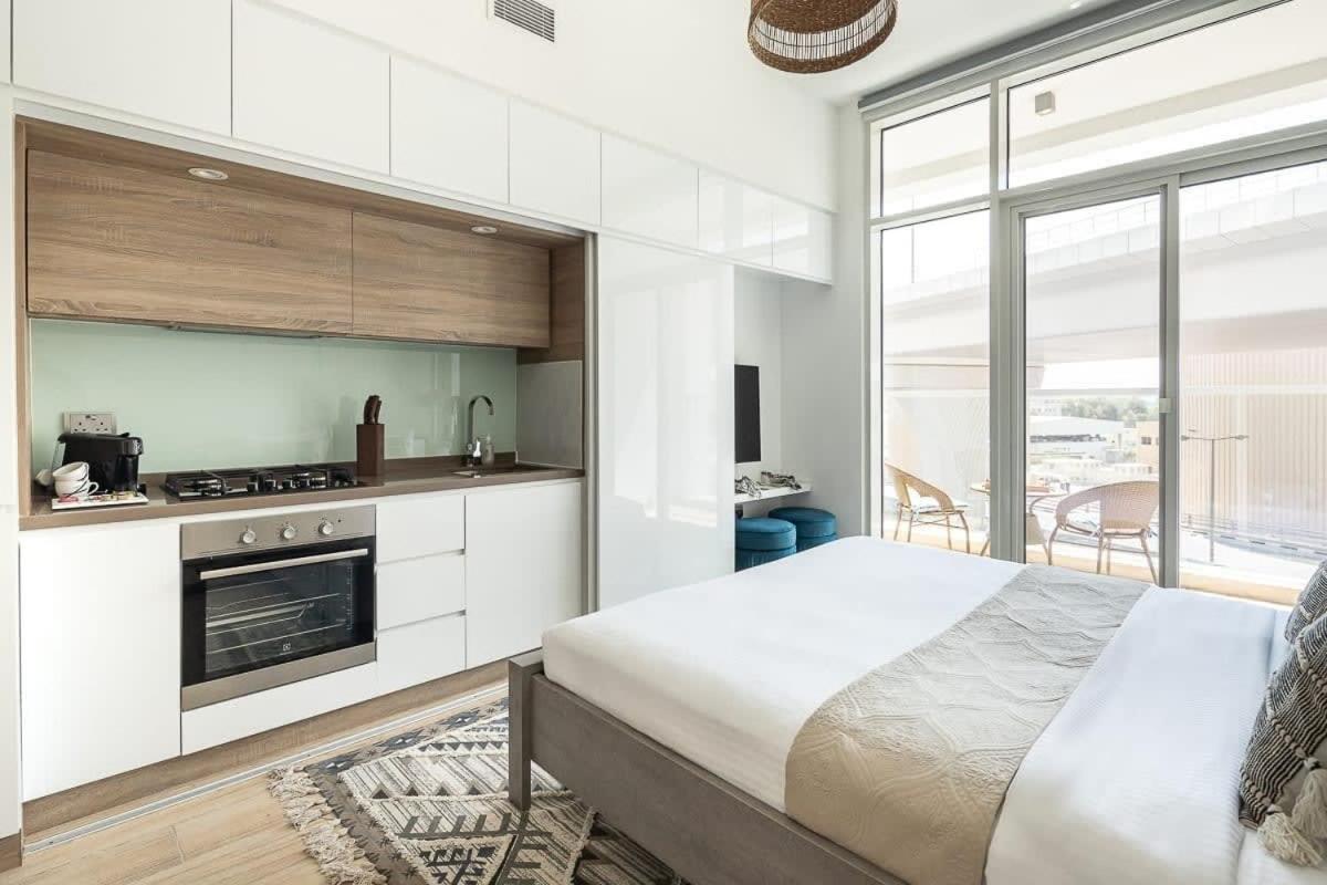 Frank Porter - Studio One - 3