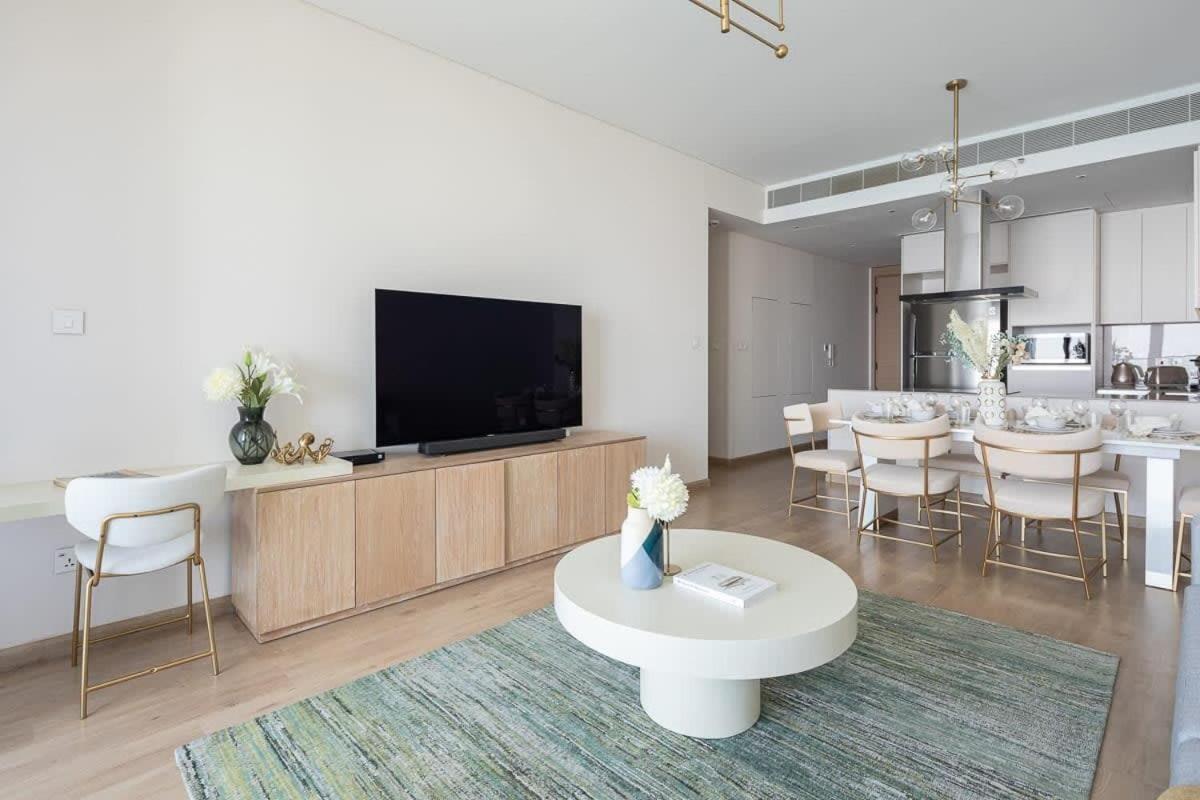 Frank Porter - The Address JBR - 5