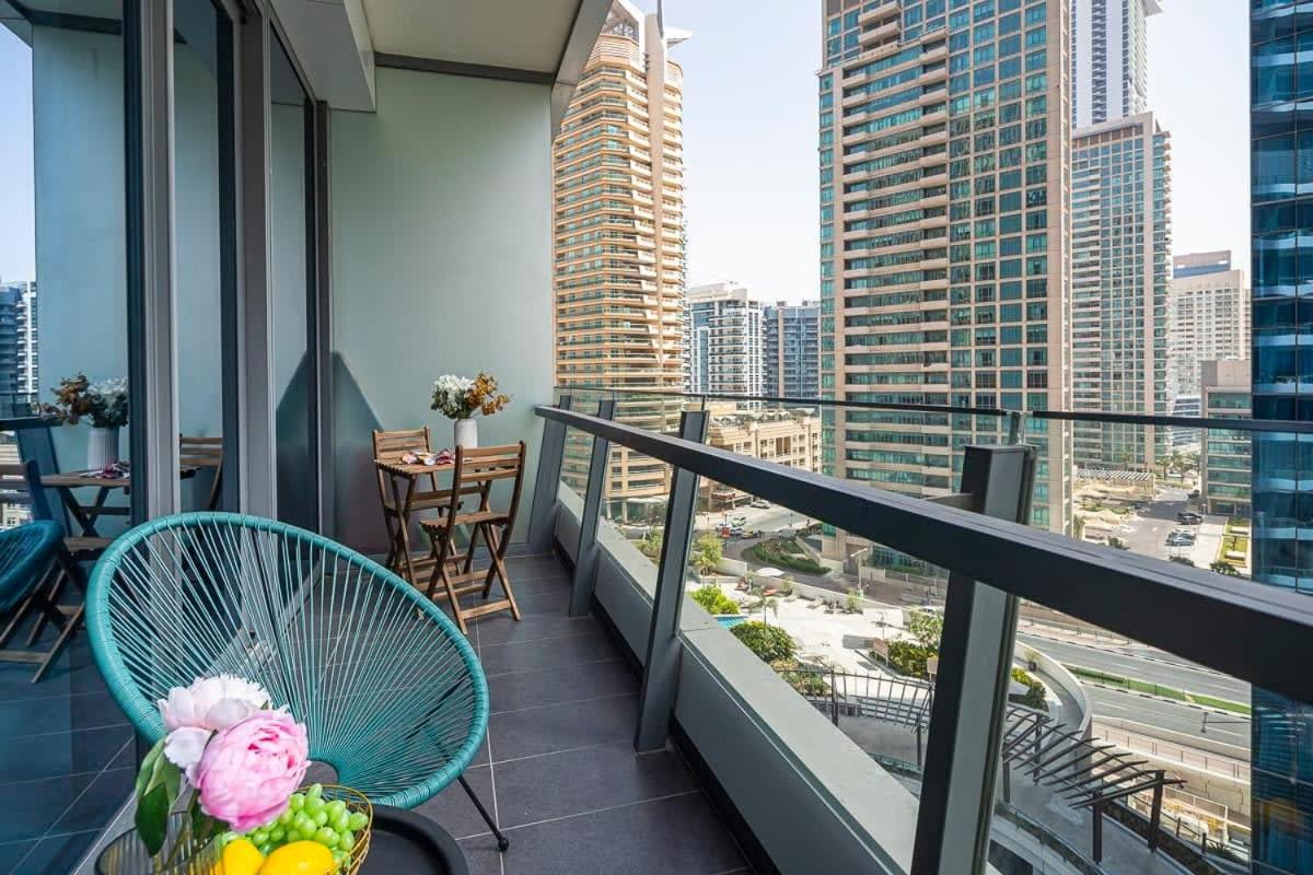 Frank Porter - Silverene Tower B - 2