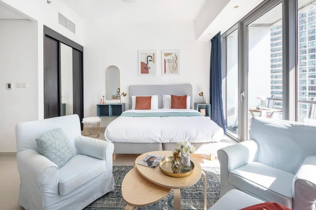 Frank Porter - Silverene Tower B - 3