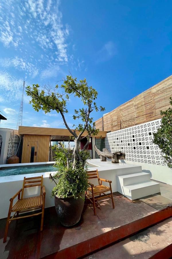 Blu Cabin Ari Stylish Gay Poshtel - 3