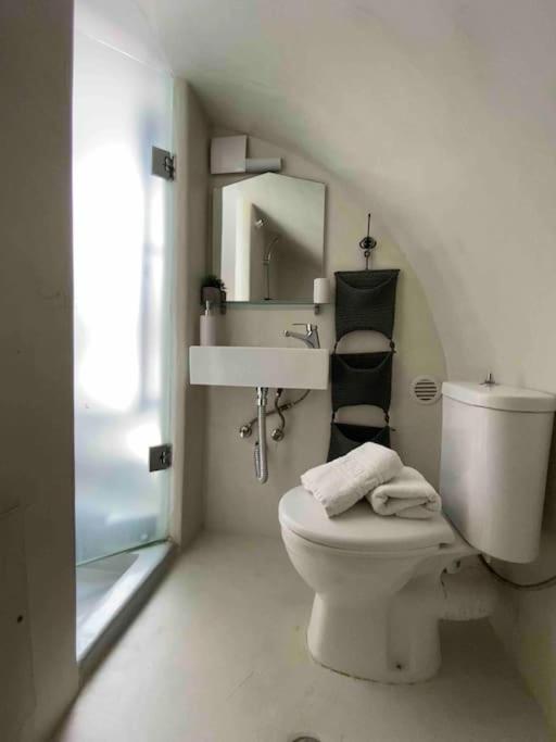 Dome suite,hot tub,sea view in Firostefani! - 3