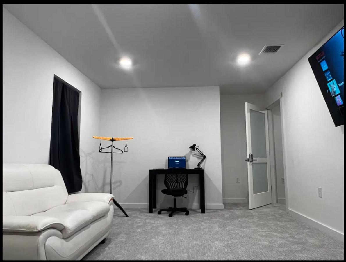 Banty Villa - Master Lounge - 4