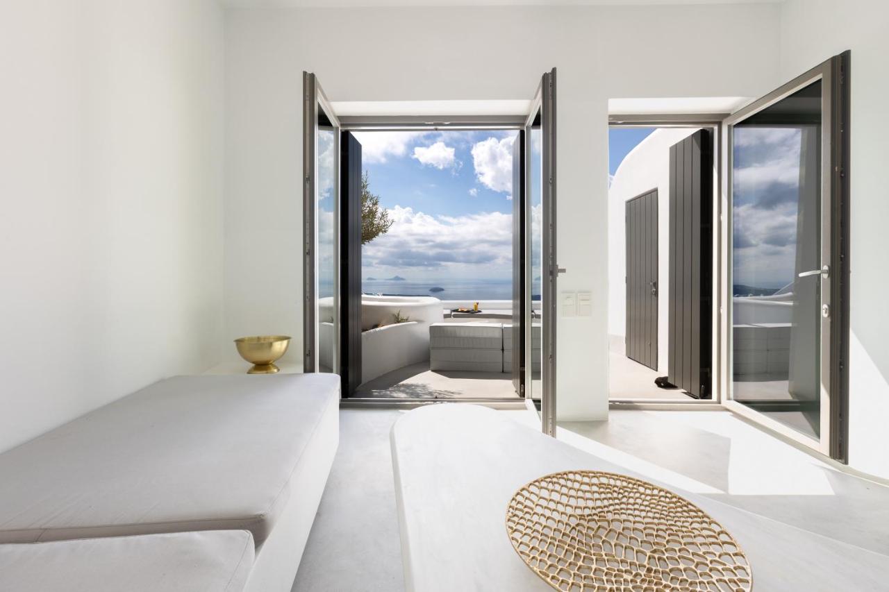 Heavens Edge by Mr and Mrs White - 4