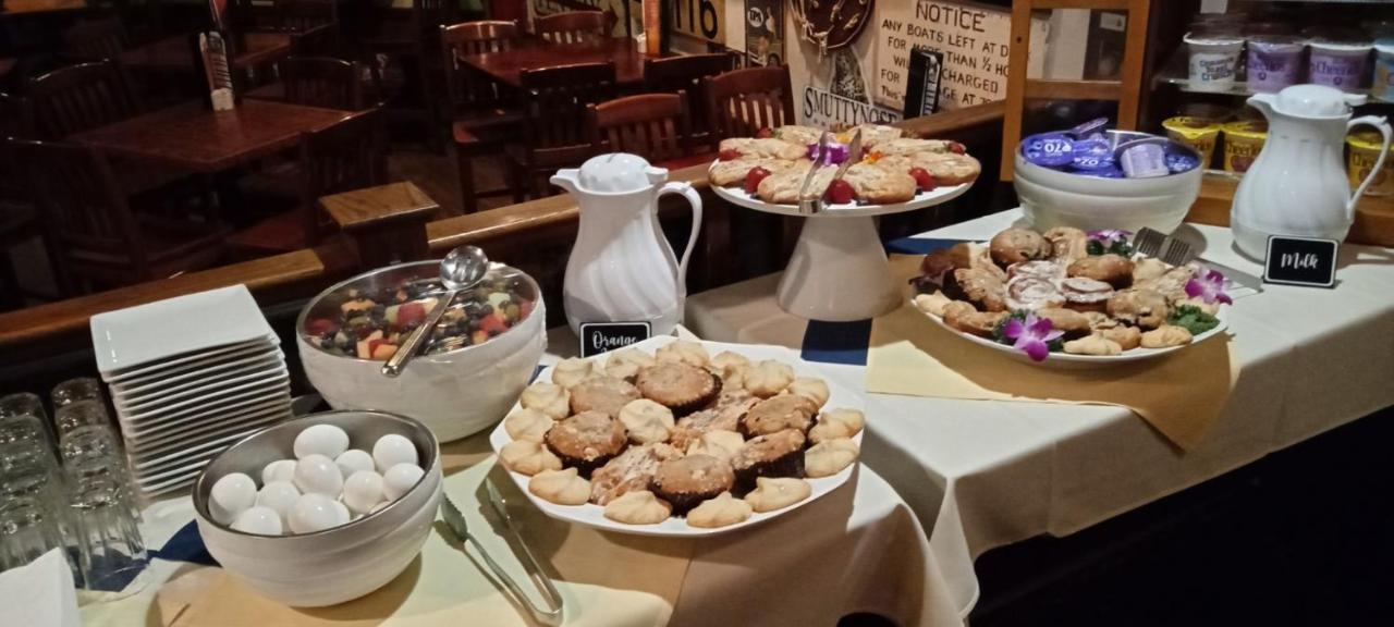 Lamies Inn & The Old Salt Tavern — photo 8