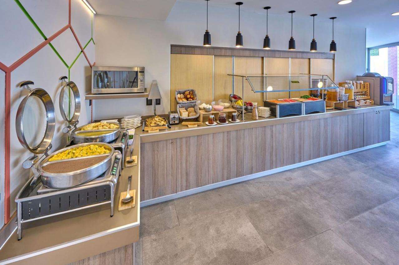 City Express by Marriott Ciudad de Mexico Aeropuerto - 3