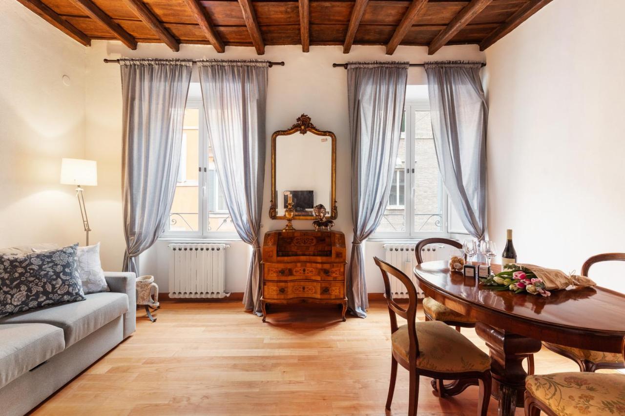 Monti Charming Amphora Apartment - 4