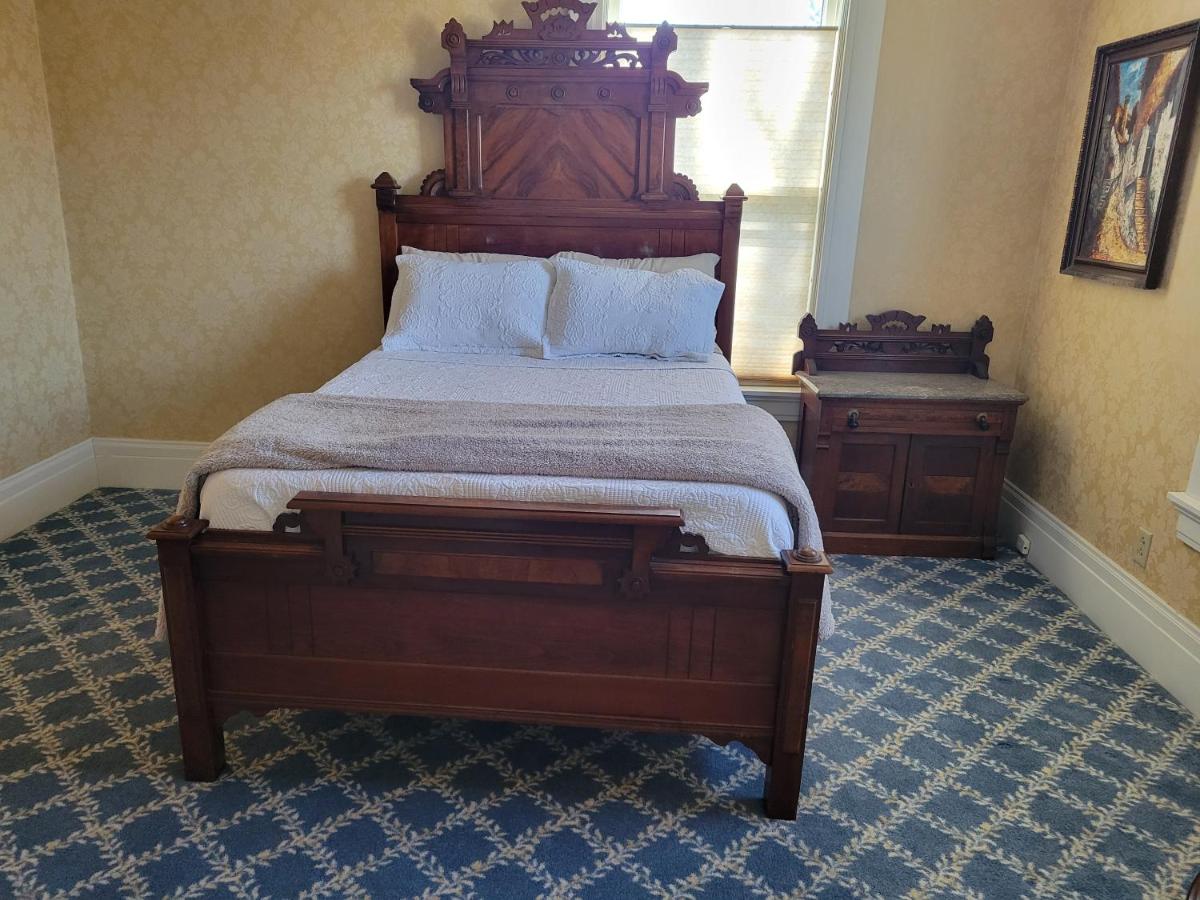 Hart Estate Bed and Breakfast — photo 21