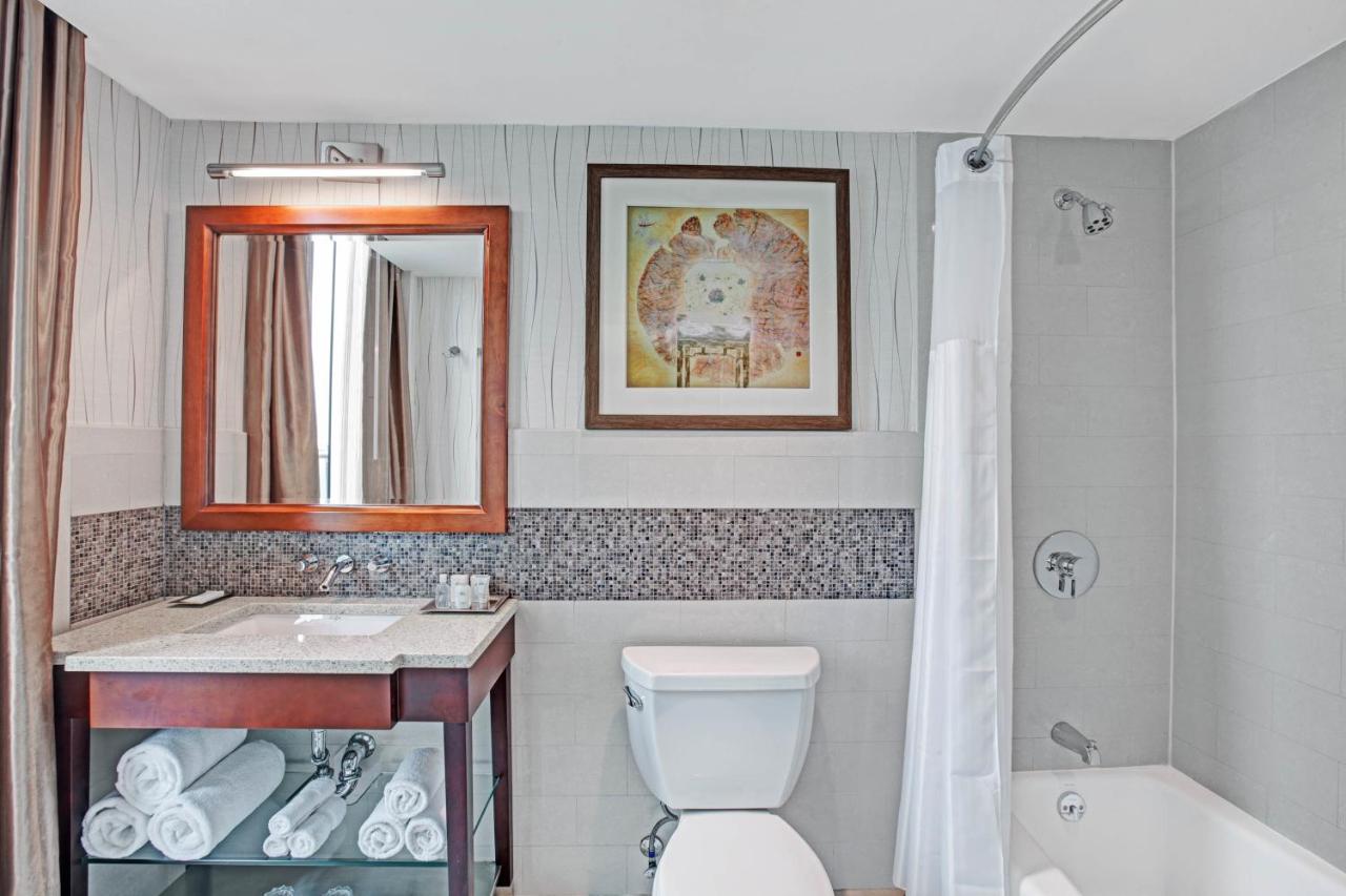 Wyndham Garden Chinatown - 3